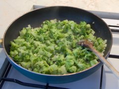 Cibulka s brokolicí
